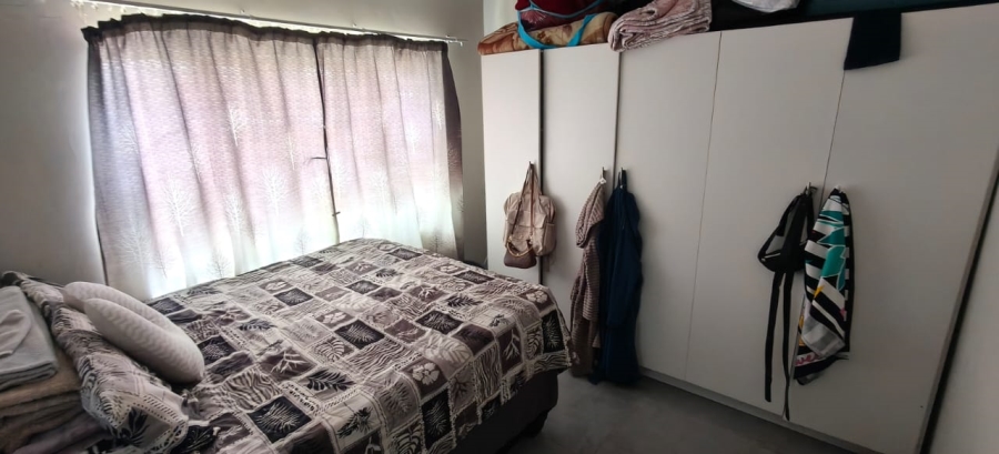 To Let 1 Bedroom Property for Rent in Oos Einde North West